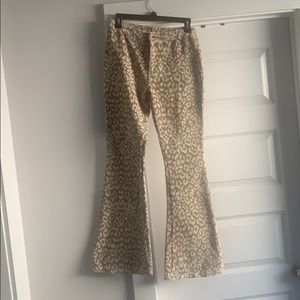 Super cute leopard corduroy flares!